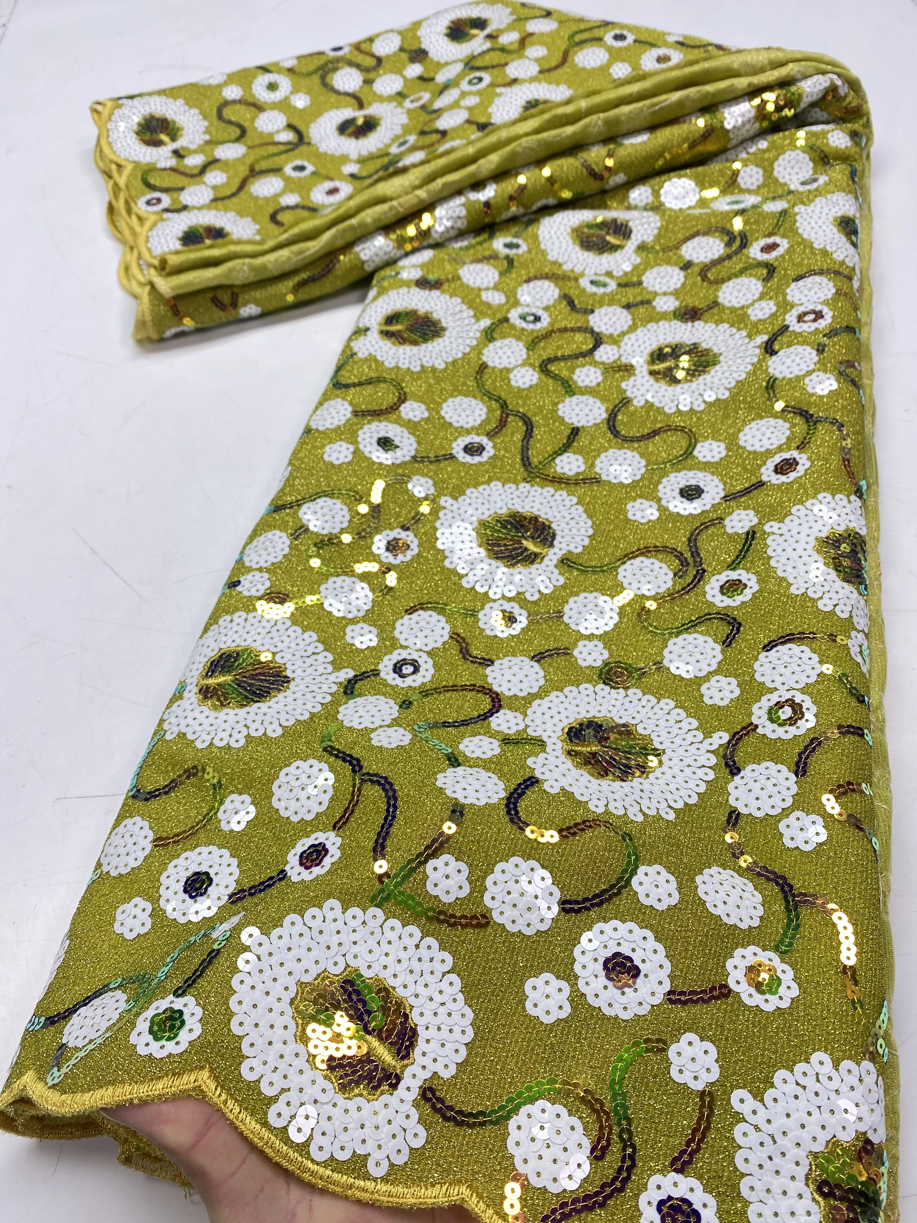 

2021 Hot Sequin Fabric Bridal Velvet Africa Luxury Nigerian Lace Fabrics for Asoebi Wedding Party Dress