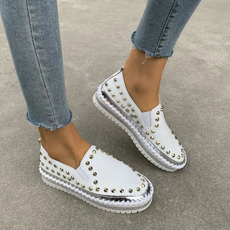 

Trendy Casual Shoes Women's Fall 2021 New Thick-soled All-match Loafers Flat-bottomed Rivets Fashion Women's Single Shoes