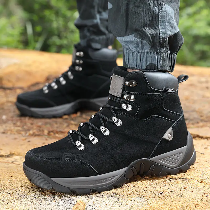 2022 Outdoor Waterproof Desert Men Tactical Boots Suede Leather Hiking Shoes Men Sneakers Lightweight Combat Military Army Boots