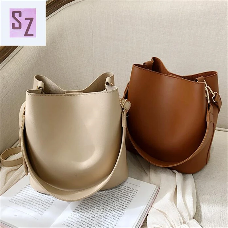 

2021 Unisex Big Backpack Fashion Design Backpack Backpack Hot Sale New Student Bag Luxury Brand Handbags