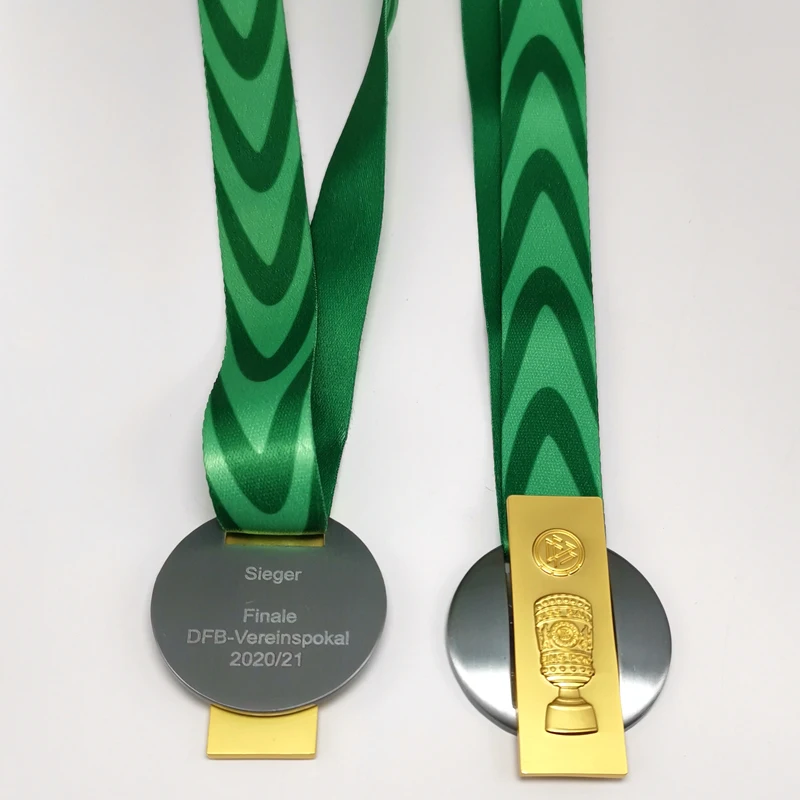 Сезон 2020/21 медаль чемпионов DFB-Pokal Боруссии Дортмунд золотая металлическая