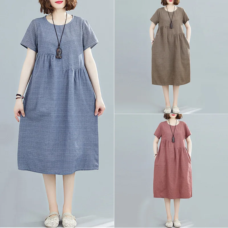 Женское длинное свободное платье в клетку с круглым вырезом и коротким рукавом |