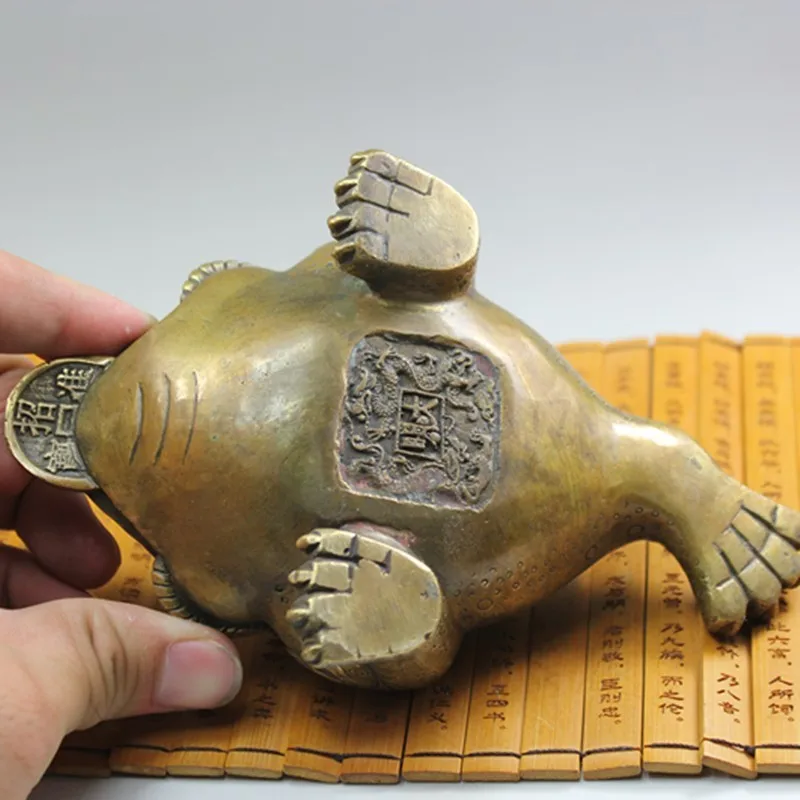 

6" China Folk FengShui Brass Wealth Rich Money Carry Coin Statue