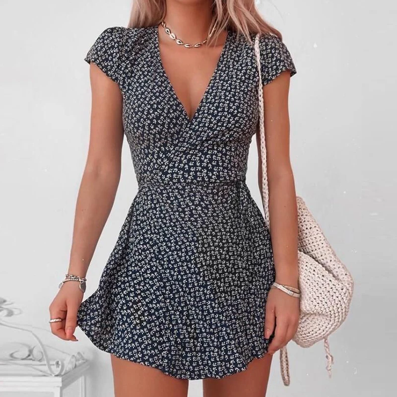 

Elegant V-neck Floral Print Ruffled Dress Women Summer Sexy Beach Mini Dress Lady Fashion Short Sleeve Slim Bodycon Party Dress