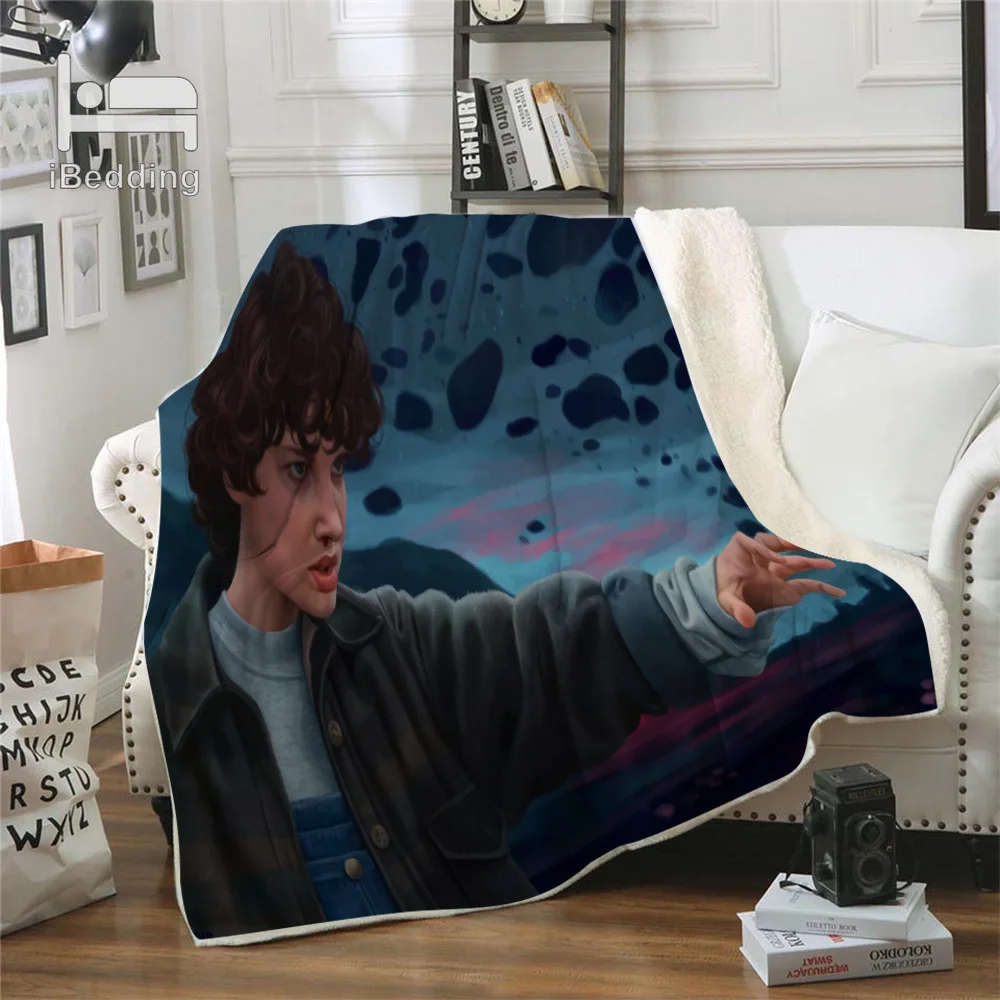 Одеяло с принтом очень странные дела | Дом и сад