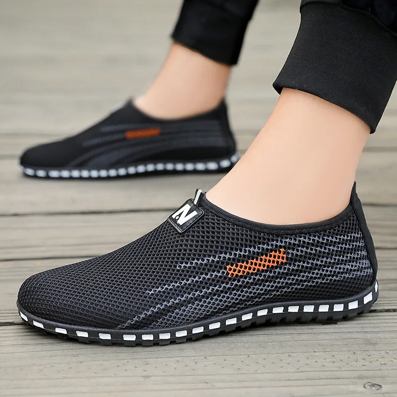 

2021 summer new breathable net shoes Korean version of the trend of a pedal lazy shoes flat comfortable soft sole casual shoes