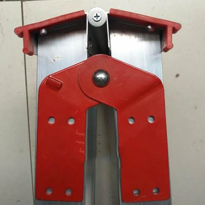 Металлические петли для лестницы 2 шт.| |