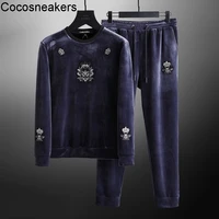 new autumn and winter new crown high end double sided cashmere golden velvet suit sweater leisure sports two piece suit men
