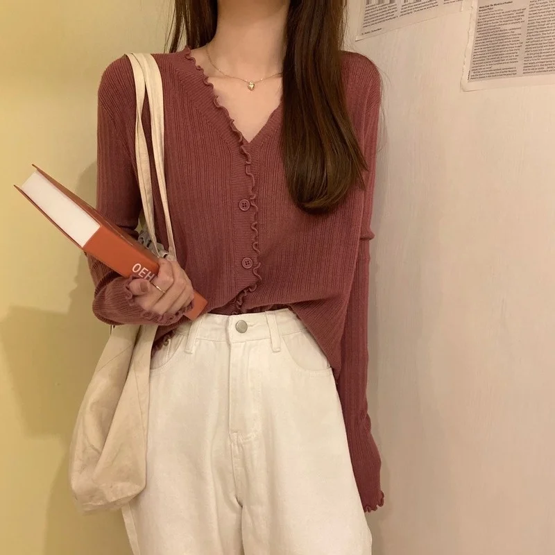 

Женский трикотажный кардиган с V-образным вырезом и длинным рукавом