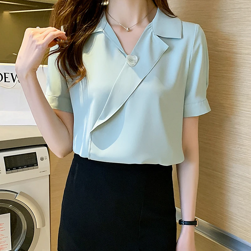 

Korean Summer Women's Shirt Chiffon Blouses for Women Button V-neck Shirt Green Vintage Blouse Top Office Lady 2021 Basic Shirts