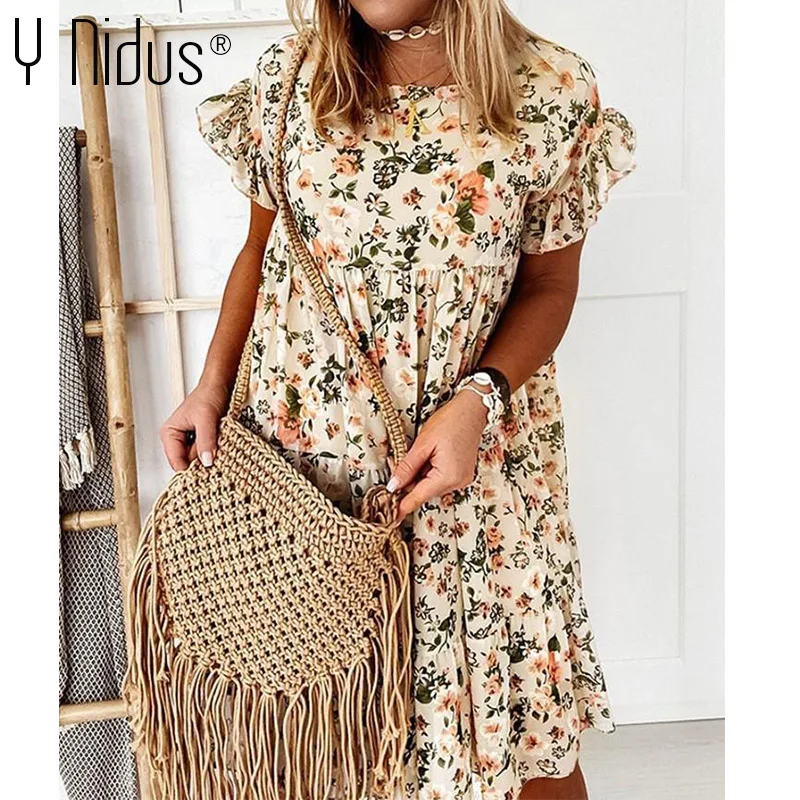 

Женское летнее платье с цветочным принтом, круглым вырезом и коротким рукавом