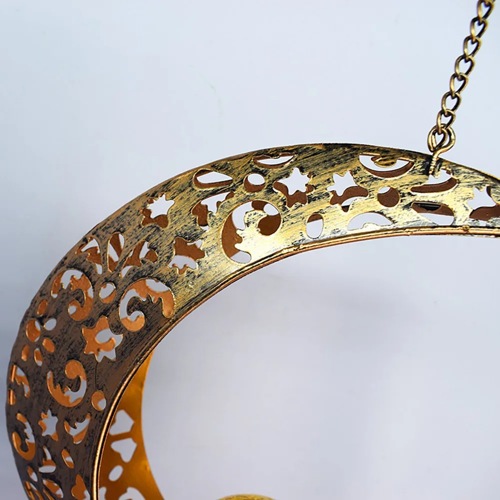 

Moon Shape Wind Chime Lamp Solar Wrought Iron Hollow Out Sun Chime Lamp Pendant Courtyard Home Decor Led Wind