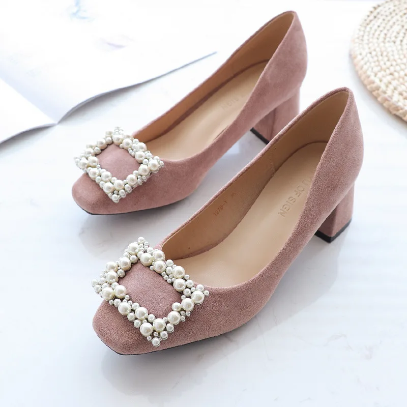 Обувь женские слипоны с жемчугом на высоком квадратном каблуке элегантные