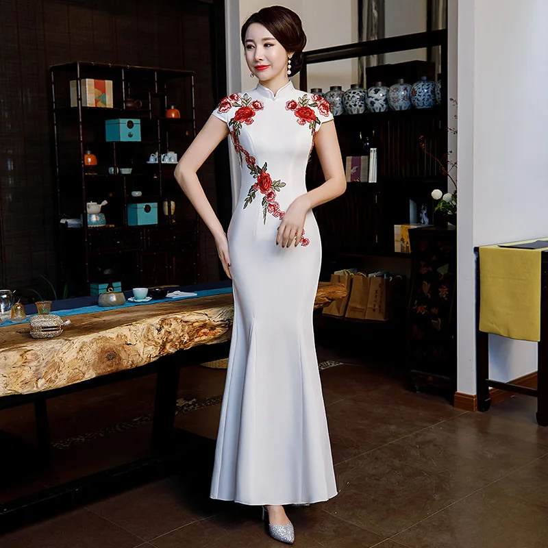 

Женское атласное платье-Ципао на пуговицах, элегантное винтажное платье в китайском стиле, с воротником-стойкой, цветочным принтом, для нев...