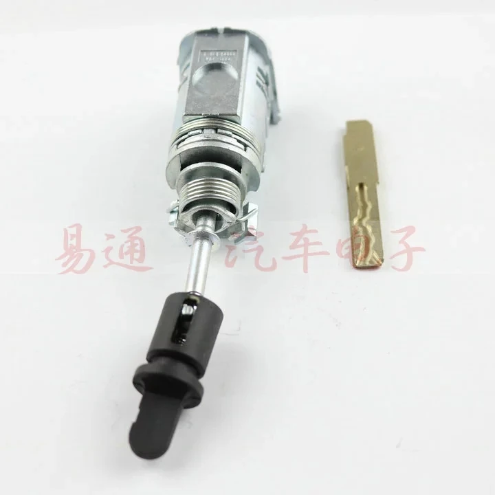 

Car Central Door Lock Core For Audi A4L Q5 A6L C7 B8 Replace with Key Front Left car lock Core