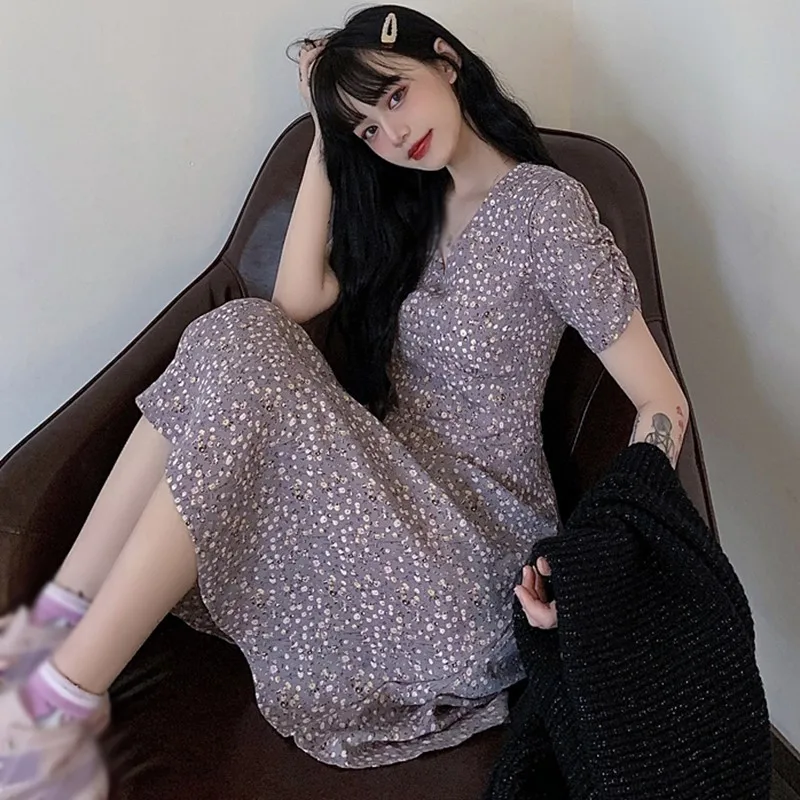 

Women Short Sleeve Sweet Floral Mini Dress Ladies Summer V neck Ladies French Style Sundress Female Vestidos 2021