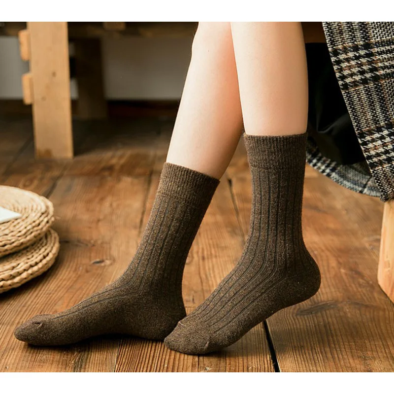 Бесплатная доставка новинка модные носки цвета карамели однотонные теплые