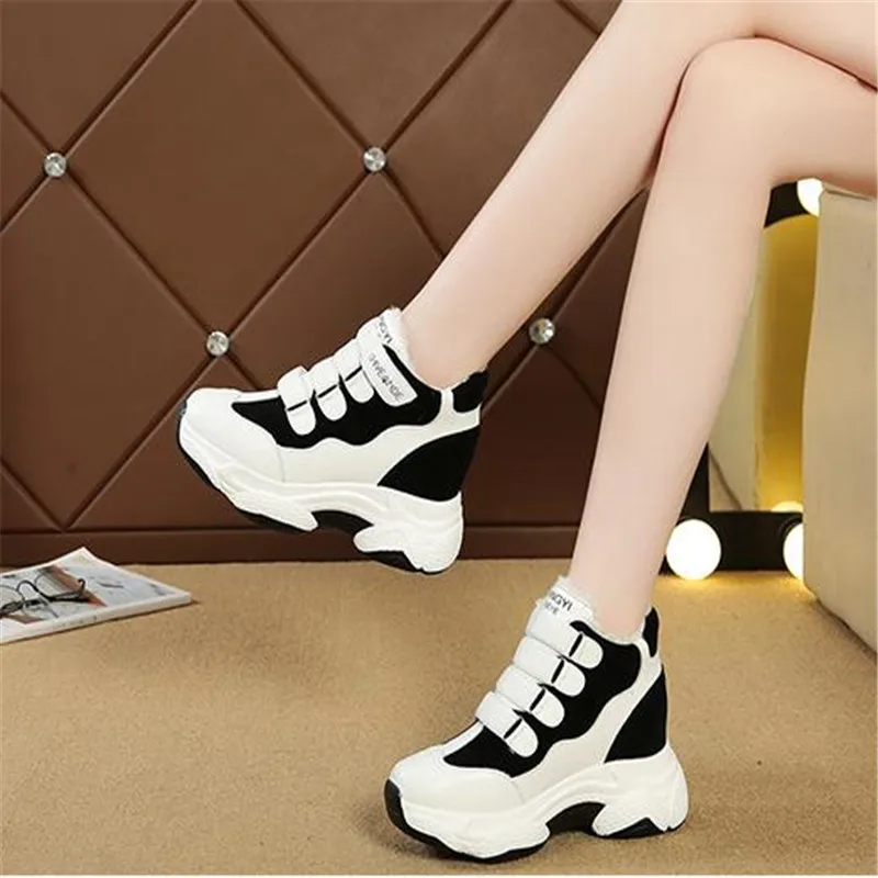 Кроссовки женские зимние на плоской платформе с Плюшевым Мехом | Обувь