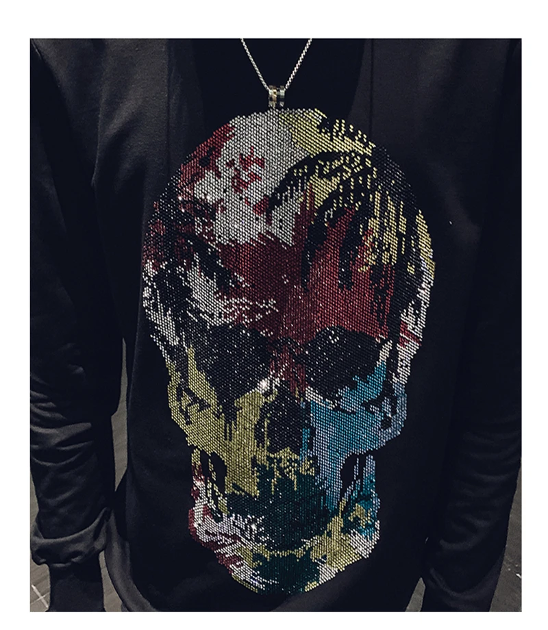 

Hoodies & Sweatshirts