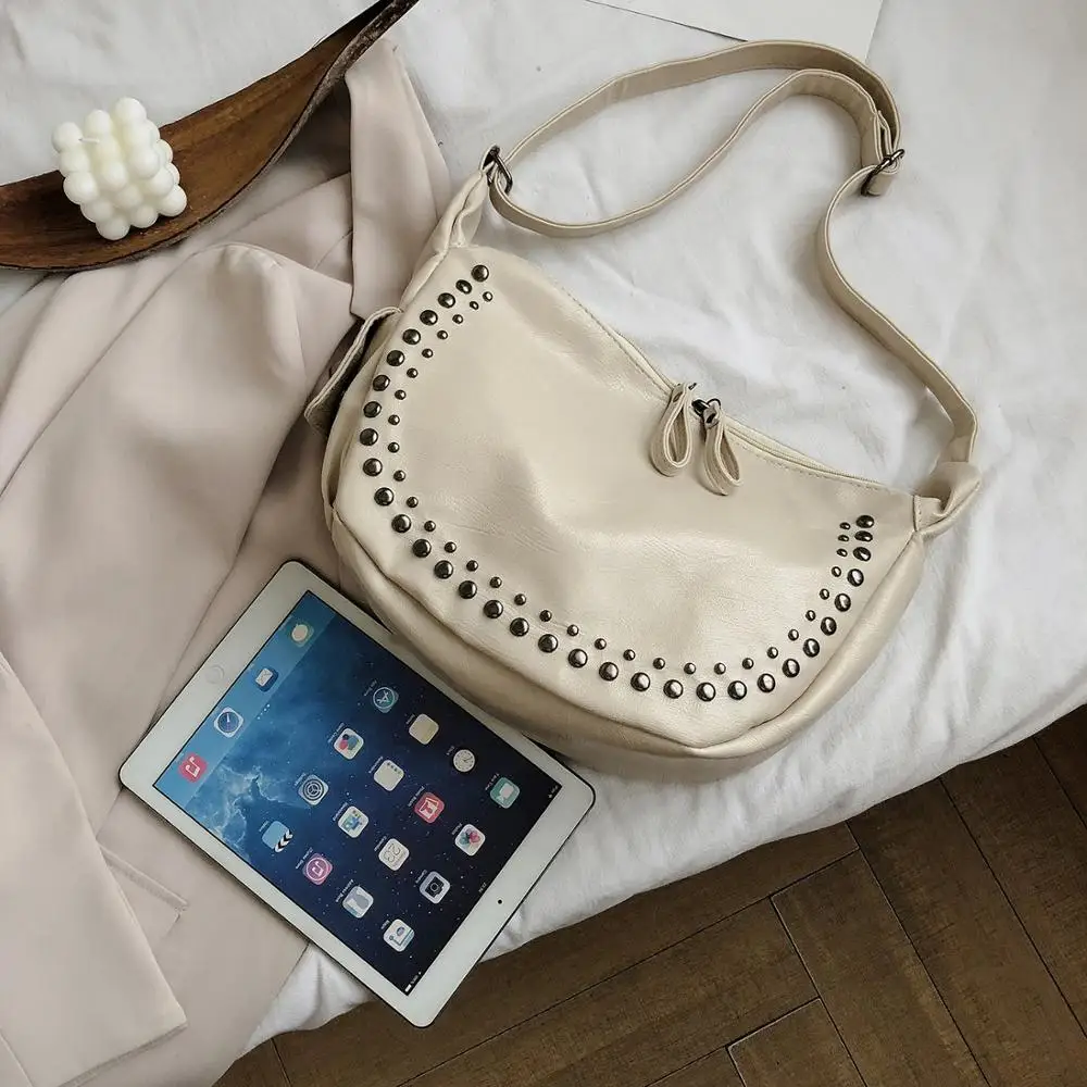 Сумки через плечо для женщин 2020 Женская винтажная сумка-мессенджер с заклепками