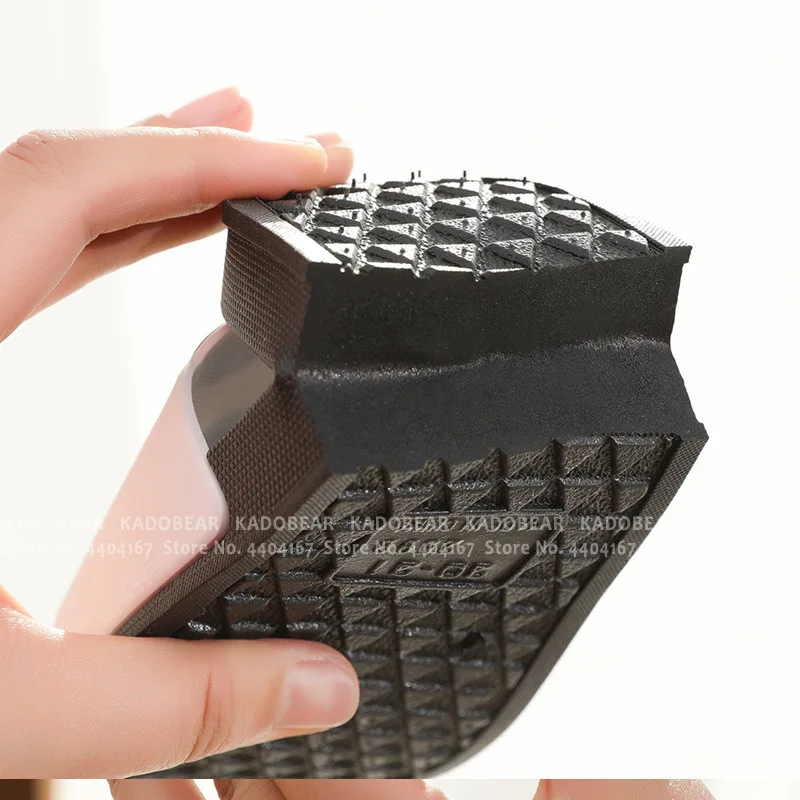 Сандалии детские для дома и сада милые летние шлепанцы с мультяшной пандой