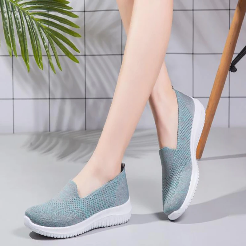 

Hot new top casual cool wholesale mens 2021 middle-aged and old peoples casual soft sole mothers running shoes 24