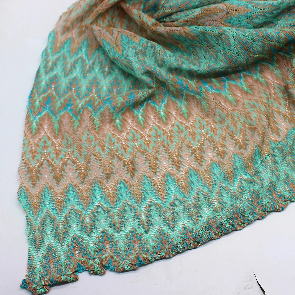 Трикотажная кружевная ткань Zig Zag 1 м для платья Зеленая волна полосатая крючком