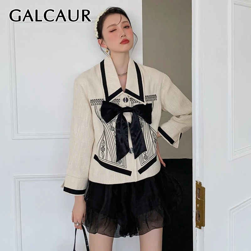 

Coats & Jackets