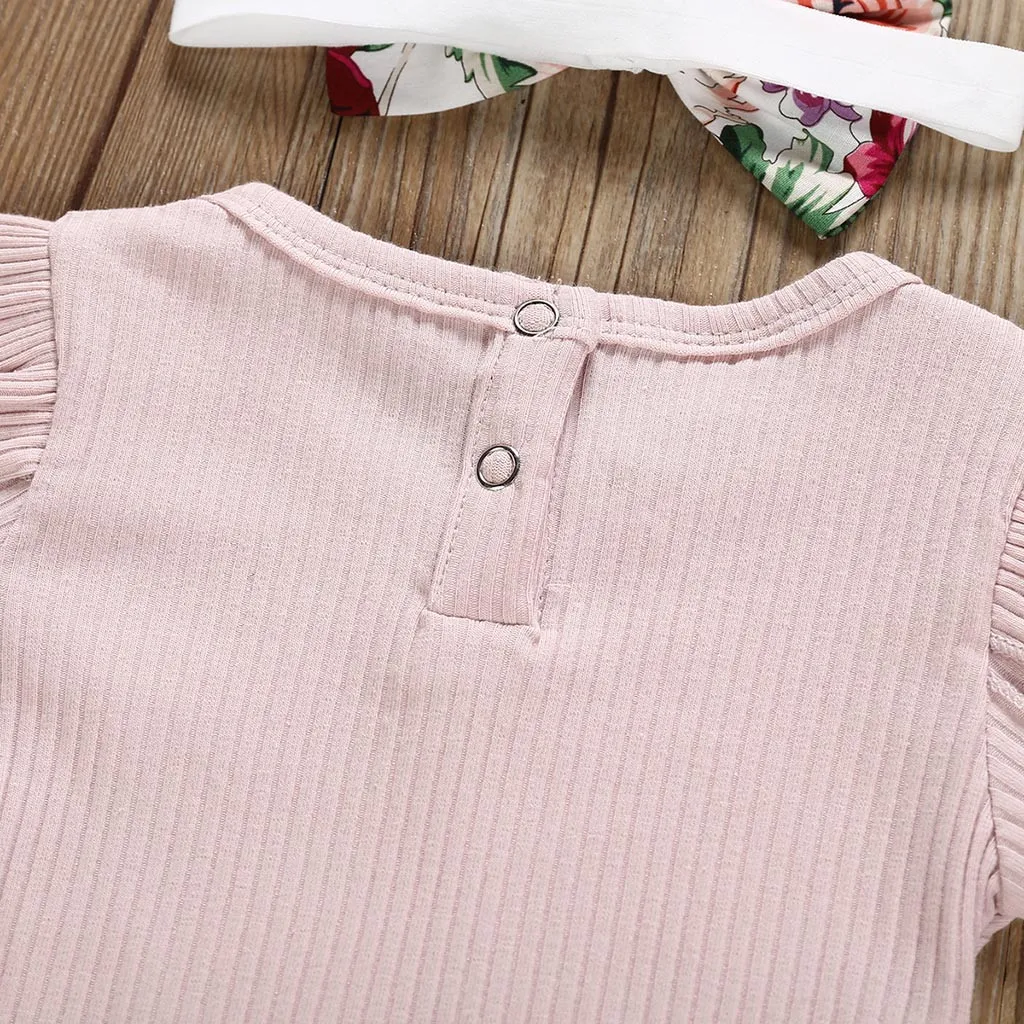 Комплект одежды для новорожденных девочек комбинезон + шорты с цветочным