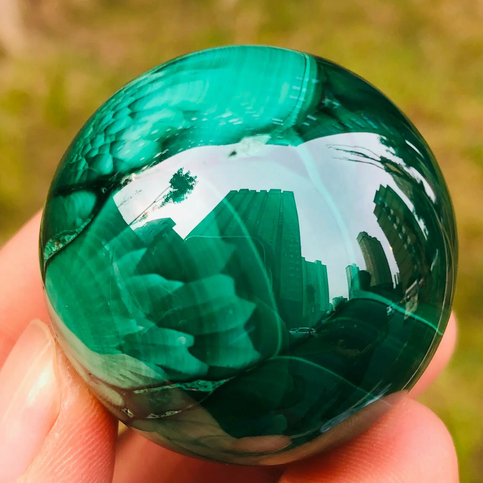 

Natural crystal stone malachite ball crystal ball energy healing stone room home aquarium decorative accessories