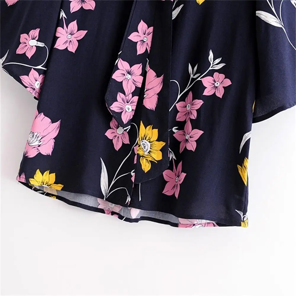 

2020 women's summer summer European and American new lapel bow decoration flower printed short-sleeved shirt