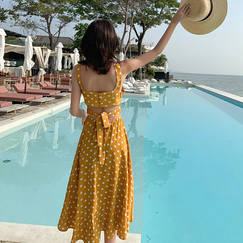 2 цвета летний женский желтый сарафан в горошек с открытой спиной Элегантное