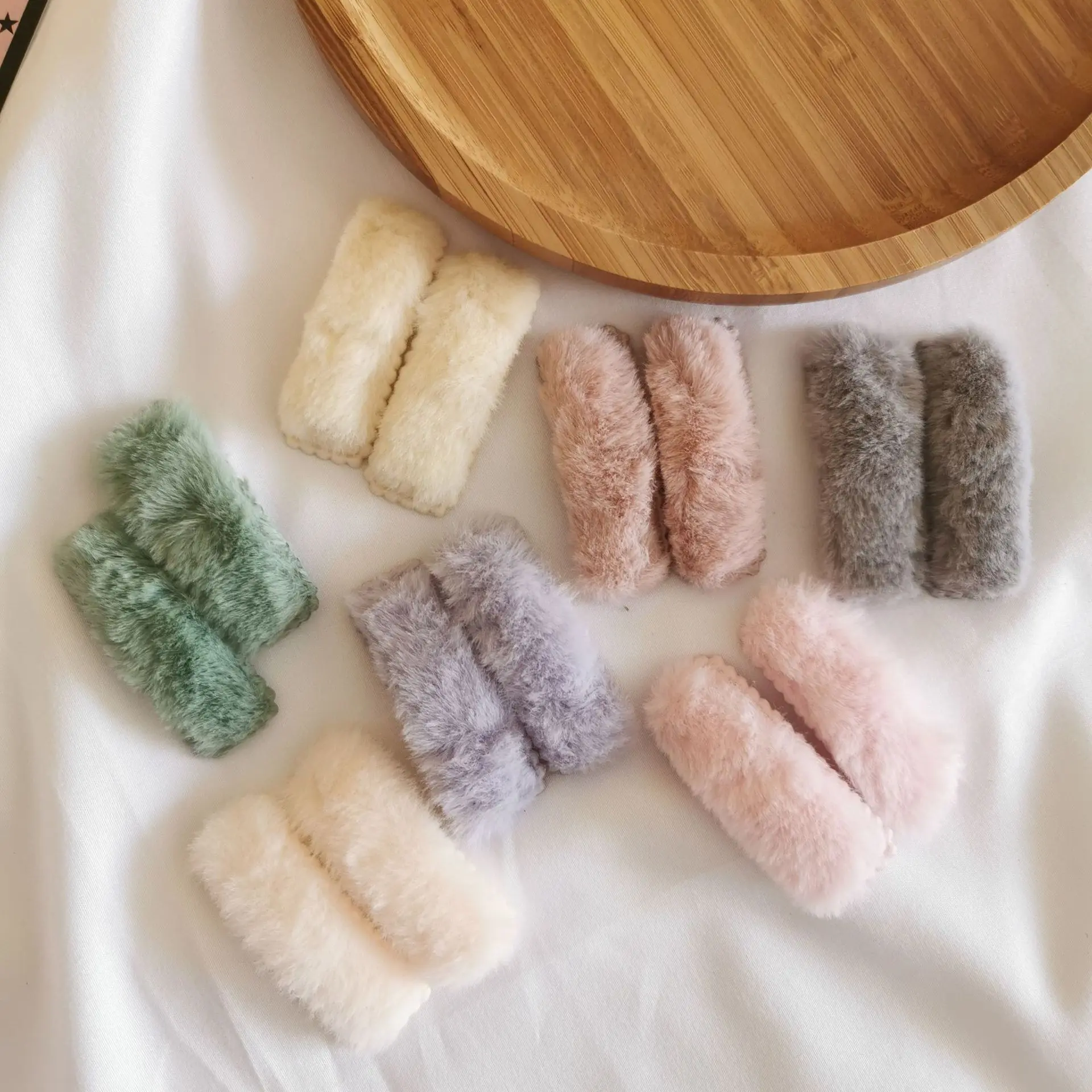 1Pair Winter Women Girls Cute Candy Colors Faux Fur Soft Hairpins Sweet Headband Hair Clips Barrettes Fashion Hair Accessories
