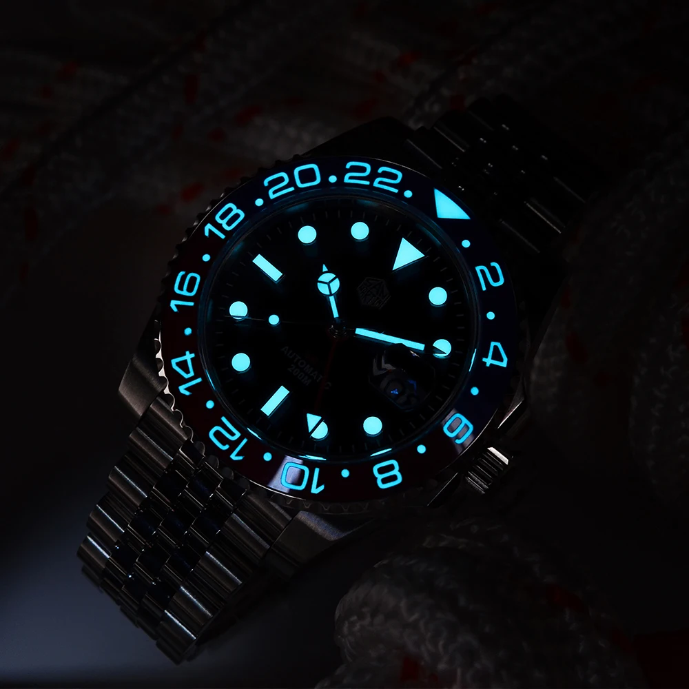 

San Martin GMT Men's Diver Watch Jubilee Bracelet Bidirectional Ceramic Bezel Sapphire Cyclops 200M Waterproof BGW-9 Luminous