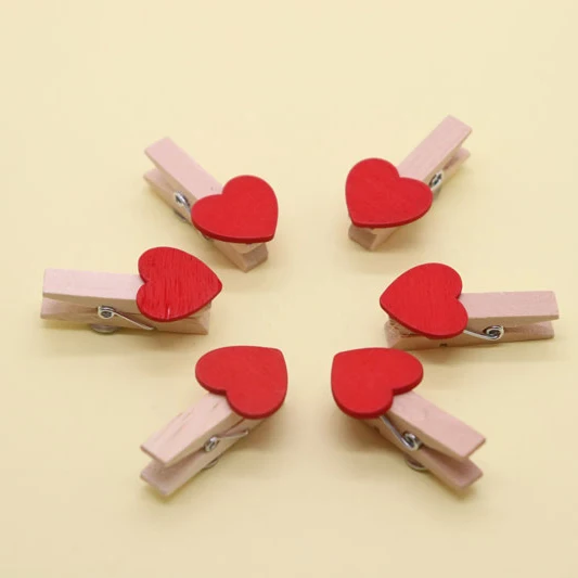 Магнит на холодильник зажим в виде красного сердца деревянное украшение