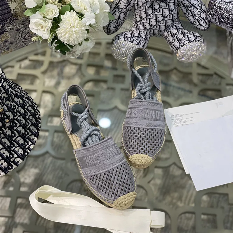 

Spring And Summer Straw Shoes Fisherman's Shoes Three Dimensional Embroidered Cloth Women's Sandals Luxury Brand Designers