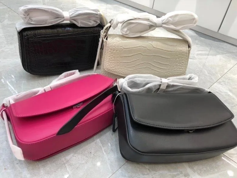 

2021 Summer New Fashion French Underarm White Baguette Crocodile Pattern Small Bag Female Bag Shoulder Bag Women