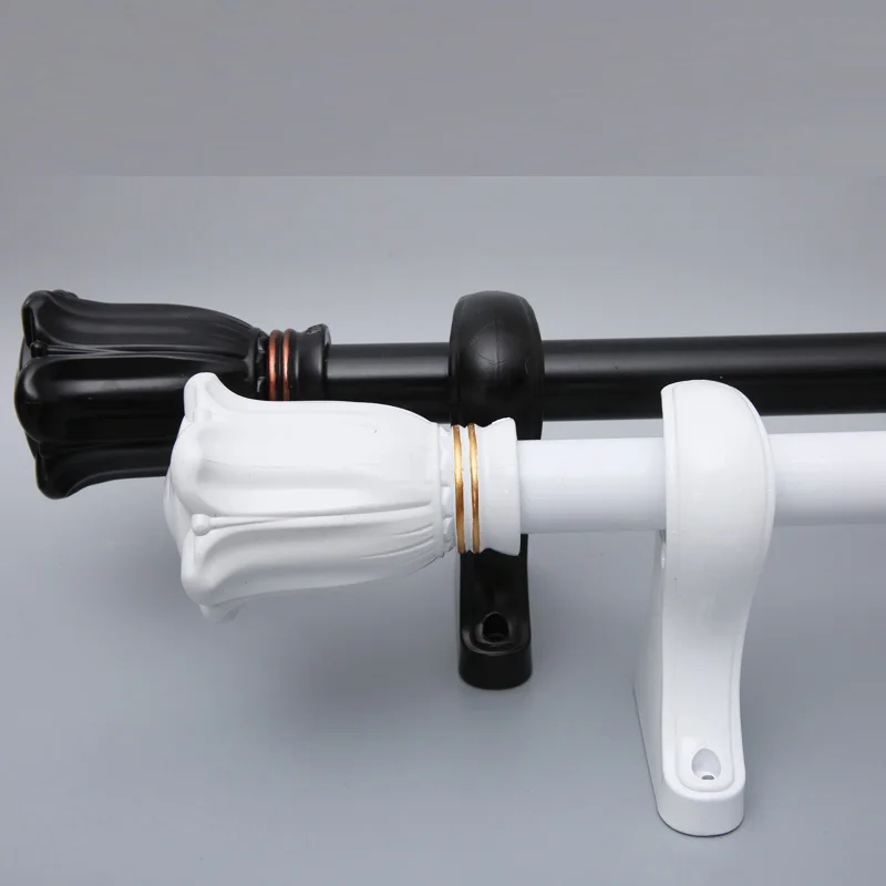 Толстая прочная римская штанга в современном скандинавском стиле с декоративной
