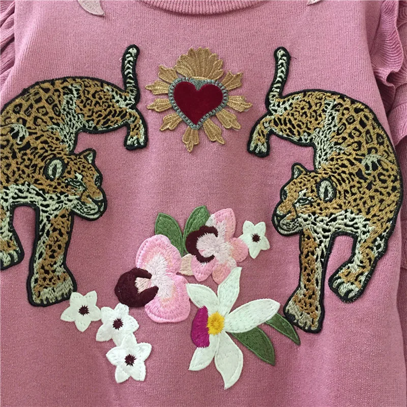 Tiger flower embroidery sweater fashion temperament lady loose show thin wood ear edge bright silk base knitting Pullover B-019 | Женская