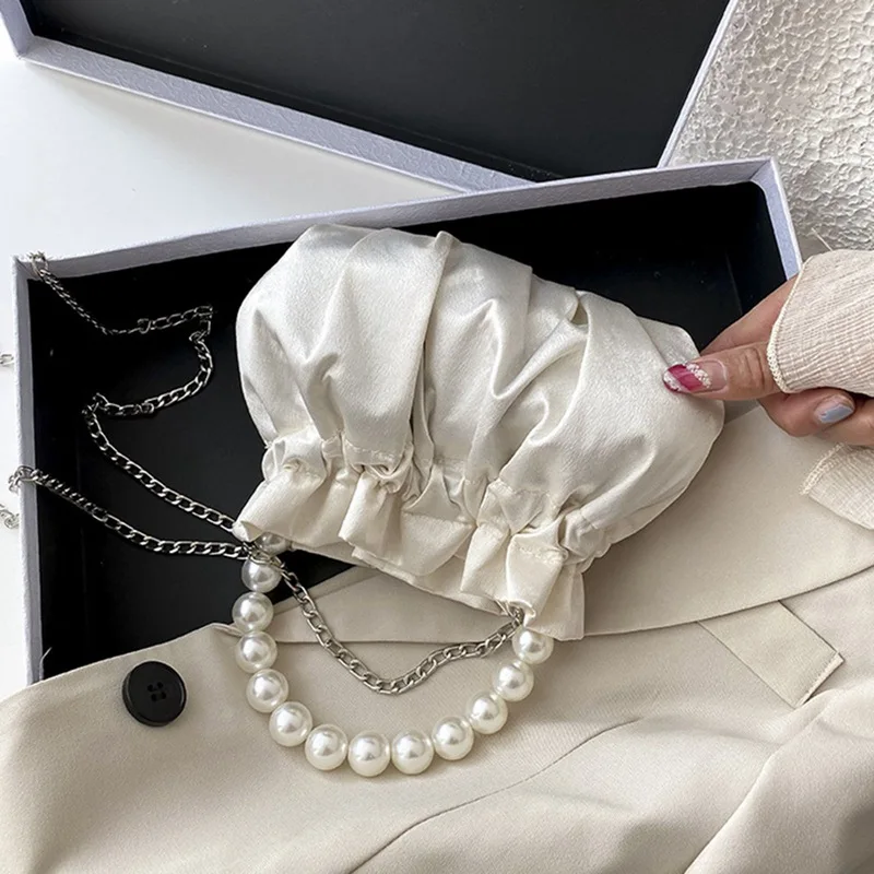 

Hand Bags for Women 2020 Trend Pu Leather Crossbody Bags Women's Vintage Pearl Chain Shoulder Handbags Cloud Winter