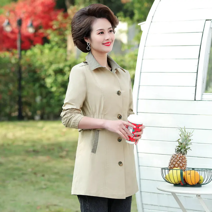 Тренч для зрелых женщин цвета хаки красный кофейный клетчатый узор отложной