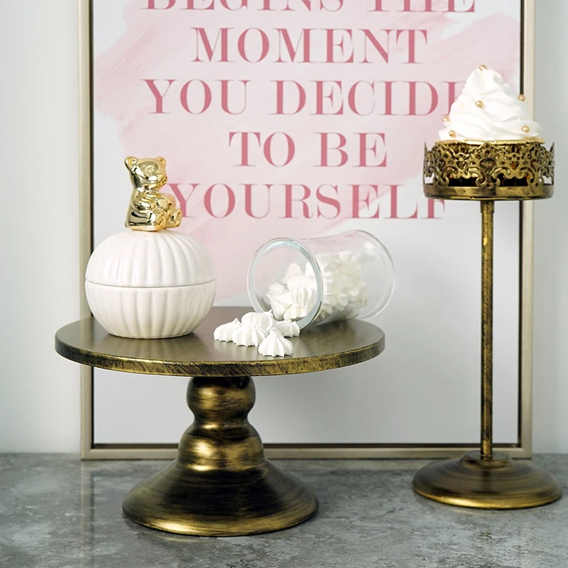 

Винтажная Золотая подставка для торта, современные скандинавские высокие ноги, 6 дюймов, десертная тарелка, кованые железные тарелки для фр...