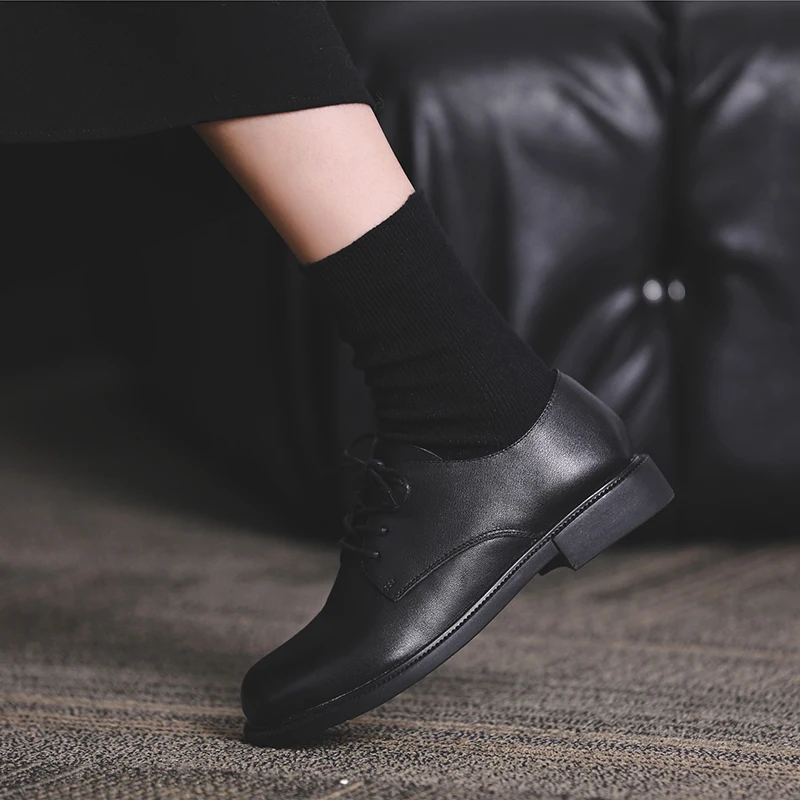 

Ginchasio 2021 Women Pumps Soft Cow Leather Autumn Spring Round Toe lace up Black Color High Heels Pumps Lady Shoes Party Dress