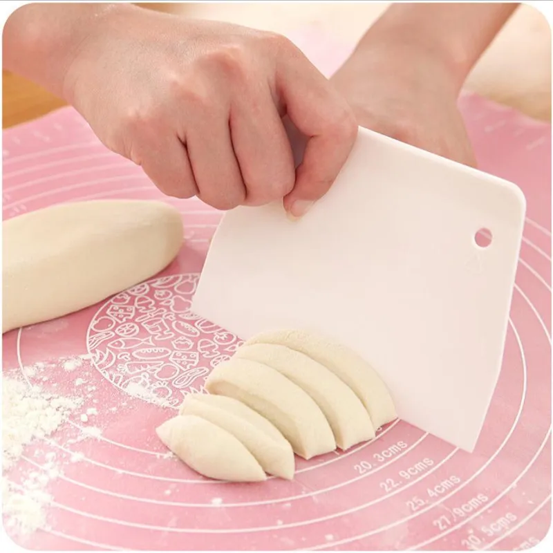 

Pastry Cutter Plastic Cake Spatulas Dough Scraper Trapezoid Bread Pizza Fondant Tools Butter Knife Multiduty White Safe Bakeware