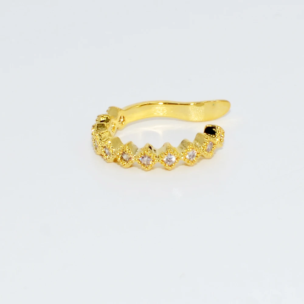 Style3 Gold 1 шт Ушной Хрящ клип Регулируемый Иллюзия искусственный пирсинг для уха серьги кристалл манжета для уха со звездой без отверстия не пирсинг CZ ювелирные изделия для тела - Окраска металла: Style3 Gold