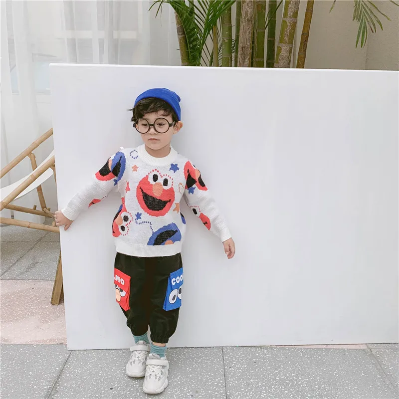 Красивые свитера с рисунками для маленьких мальчиков изображением уличного