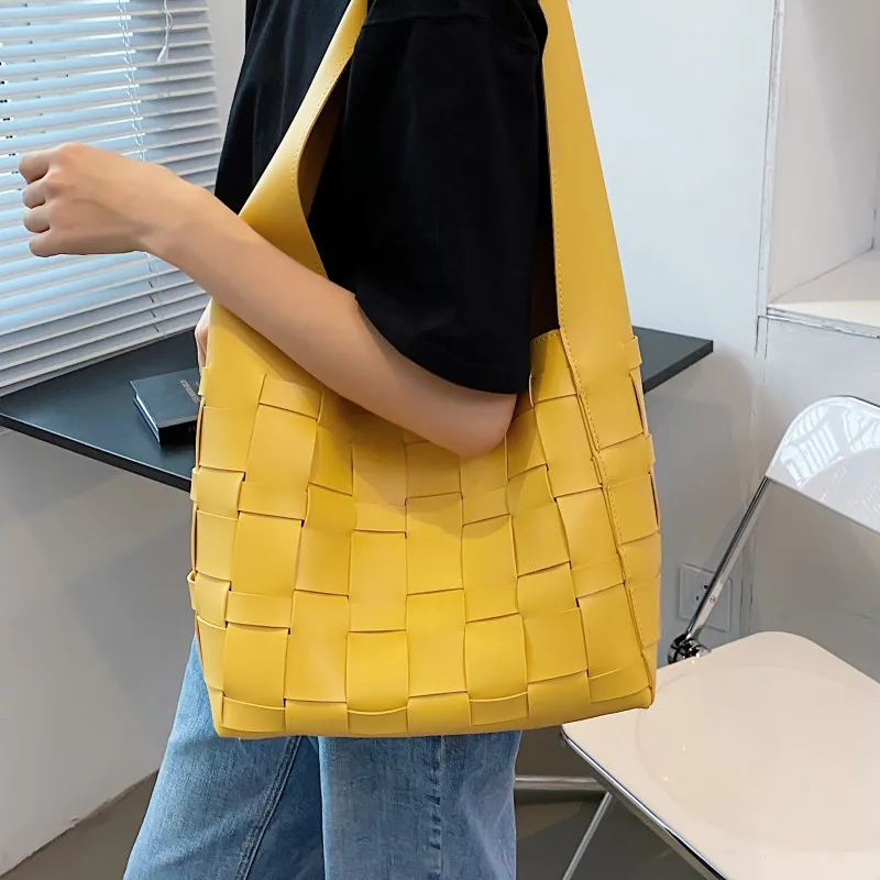 

Yellow Weave Tote Bags for Women Luxury Soft Leather Bucket Bag Large Capacity Shoulder Bag Female New Big Woven Shopper Bag Sac