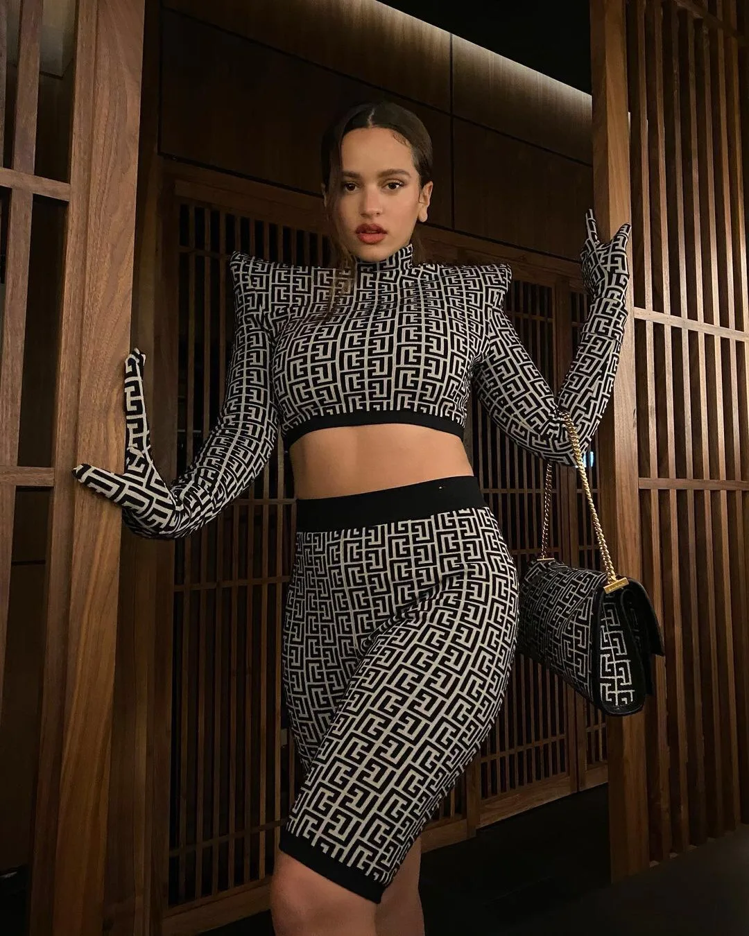 Высокое качество сексуальные комплекты из 2 предметов Длинный топ и шорты