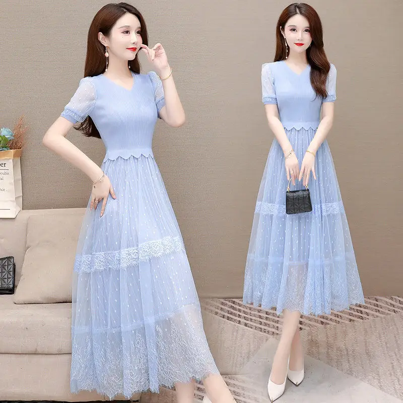 

Summer ladies' solid color short sleeve dress Spring/Summer 2021 New Korean V-neck knee-length mesh dress women