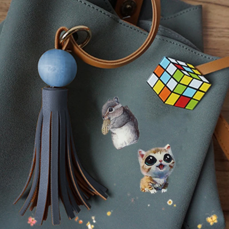 

Лидер продаж, модная пластиковая брошь, милый цветной мультяшный значок, акриловый значок унисекс, модная мини-брошь, значки на аниме-иконы, ...